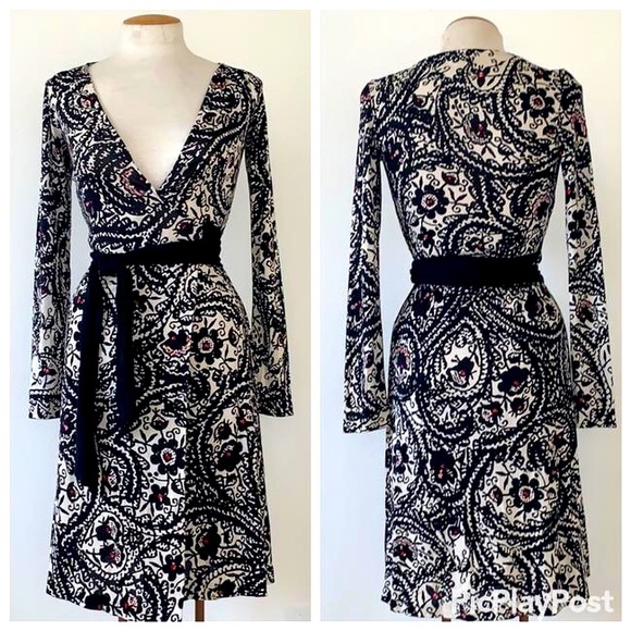 Diane Von Furstenberg Dresses & Skirts - Diane Von Furstenberg 100% Silk Black Floral Print Wrap Dress